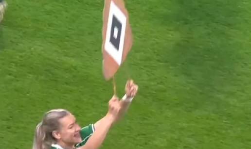 Reprezentativka Crne Gore je izazvala skandal u Njemačkoj! Uzela kontroverzni transparent