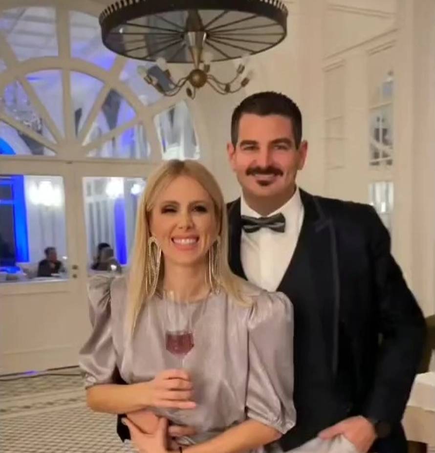 Marko Pecotić i djevojka Silvia uživali u sunčanom danu na rivi
