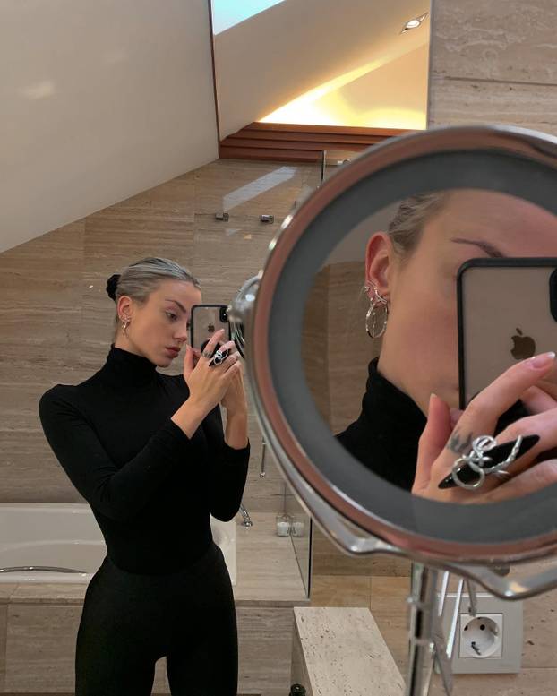 FOTO Nove fotke vjenčanja Kaje i Šime Vrsaljka otkrile emotivnu priču: 'Tata, uvijek ćeš biti tu...'