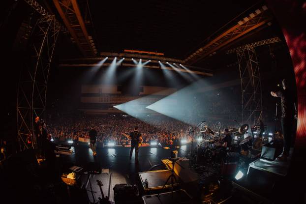 FOTO Pogledajte kako je bilo drugu večer zaredom na koncertu Thompsona u Splitu