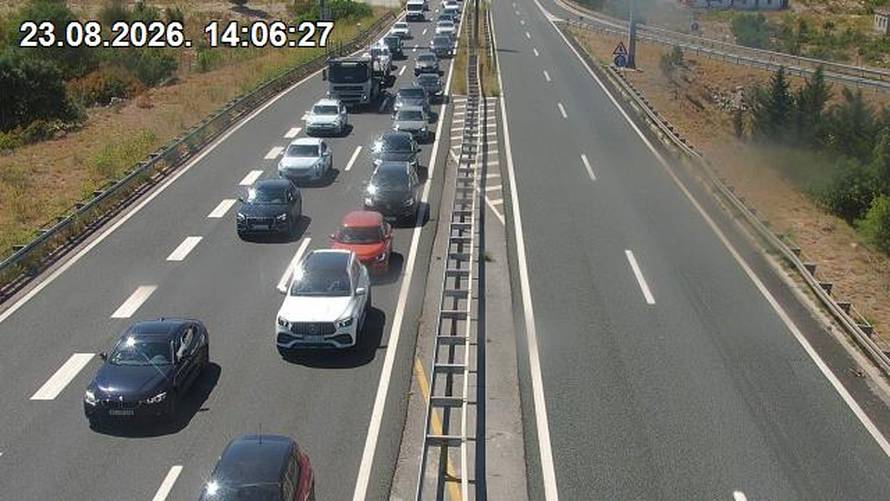 Dvije prometne nesreće na A3, stvaraju se velike guže. Kolone i s mora prema kopnu