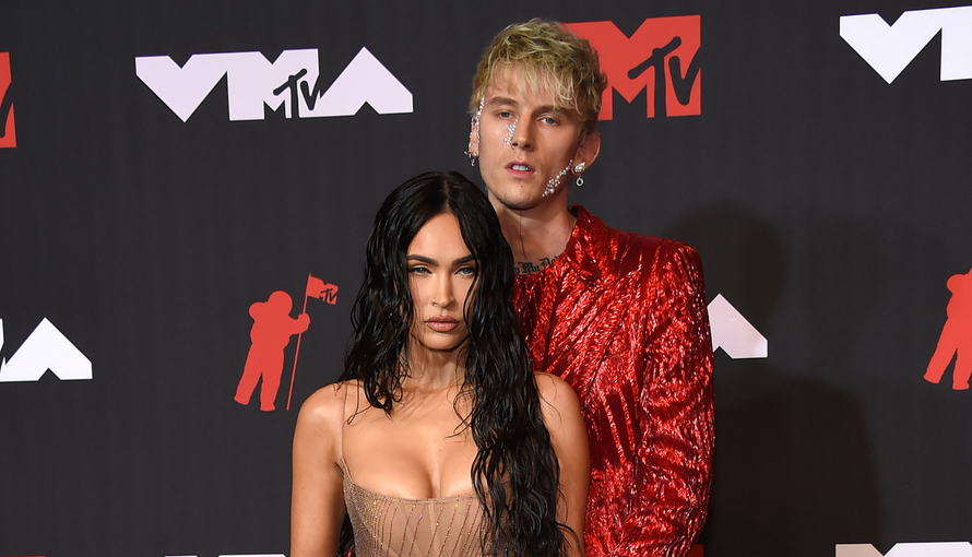Machine Gun Kelly: 'Ne žalim zbog prekida s Fox, ta je objava lažnija od silikonskih grudi'