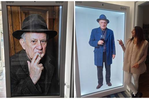 FOTO U Imotskom mo&zcaron;ete okinuti selfie s Tinom Ujevi&cacute;em. &Ccaron;ak se i mi&ccaron;e. Evo o &ccaron;emu je rije&ccaron;