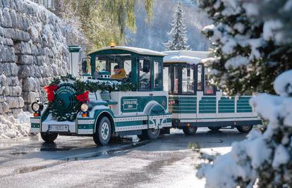 Advent u Fužinama: Zimski vrt djeda Božićnjaka i vilenjaka s klizalištem apsolutni je hit