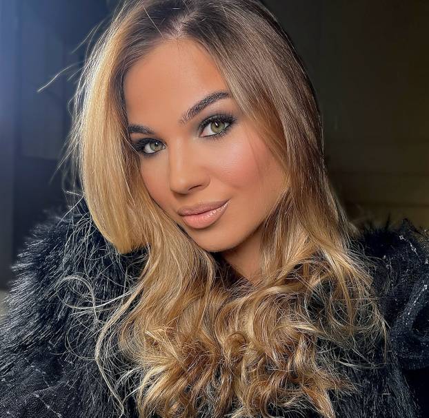 FOTO 'Vatreni' ju je zaprosio i dugo skrivao od javnosti: Čekao sam tri mjeseca da mi odgovori