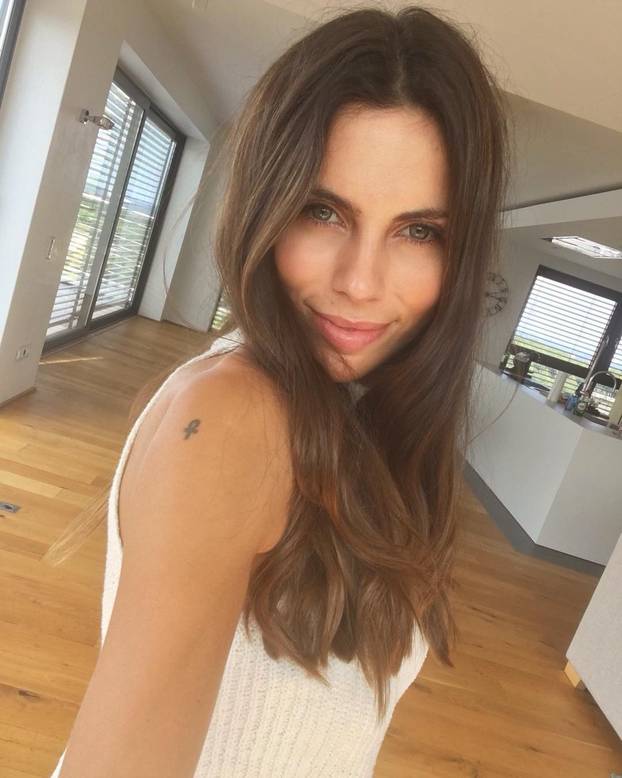 FOTO Njezin bivši gostuje protiv Dinama, a Melissa čeka dijete! Ukrotila je legendarnog prvaka