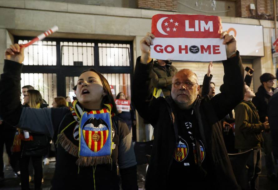 LaLiga - Valencia v Real Madrid