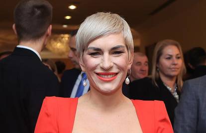 'Dobrodošao na svijet!': Nika Fleiss stigla doma iz rodilišta, pokazala što ju je sve dočekalo