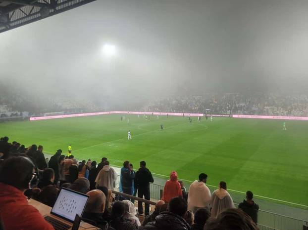 FOTO Nezapamćeni potop na Rujevici! Pogledajte zašto se utakmica nije mogla završiti