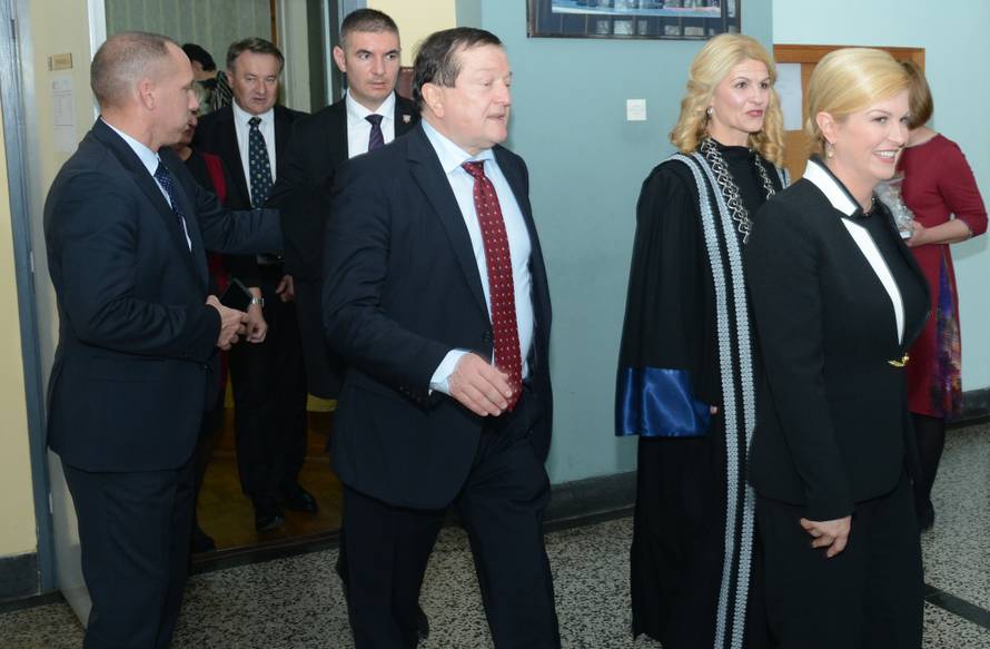 Sisak: Predsjednica Grabar-KitaroviÄ posjetila MetalurÅ¡ki fakultet
