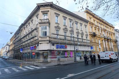 Zagreb: U Berislavićevoj otpadaju dijelovi pročelja