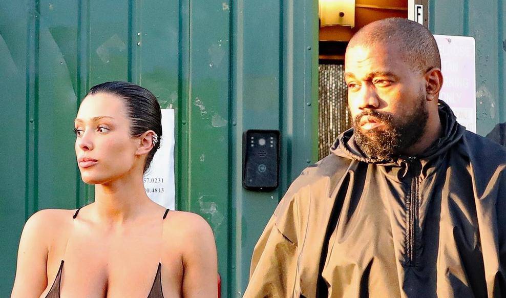 *PREMIUM-EXCLUSIVE* Kanye West and wife Bianca Censori turns heads as she wears shocking fully sheer tights to tanning salon