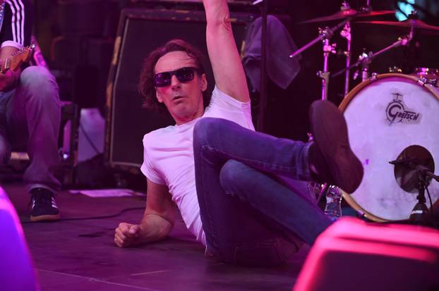 Kraljevo: Psihomodo Pop nastupio na Nedelji Veselog spusta