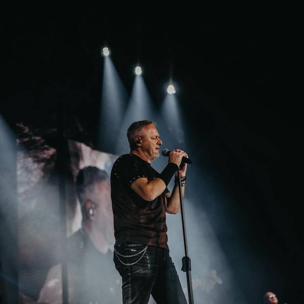 FOTO Drugi Thompsonov nastup u Poreču: Pogledajte kakva je atmosfera na koncertu u Istri