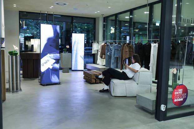 Zagreb: Lunilou & IZAKOVA store