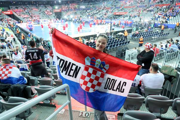 Zagreb: Navijači na susretu Francuske i Hrvatske na IHF Svjetskom rukometnom prvenstvu 2025.