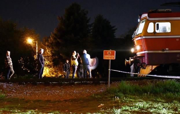 Slavonski Brod: Dvije žen​ske osobe poginule u naletu vlaka​.