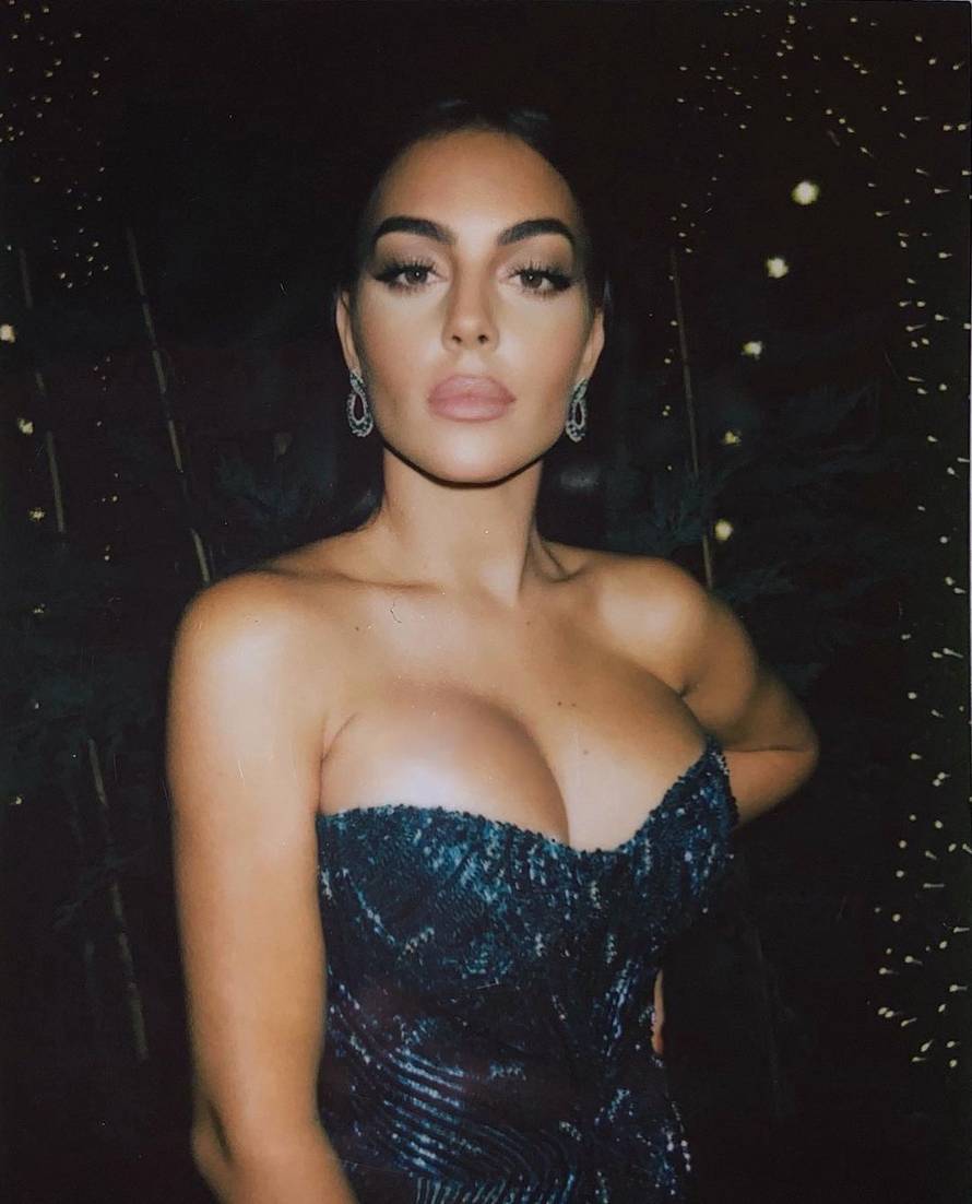 Ronaldova mama brani sinu da se oženi Georginom? Dolores je navodno presudila i Irini Shayk