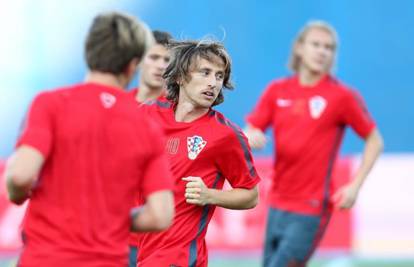 Modrić kapetan protiv Azera: Ponosan sam, želimo pobjedu