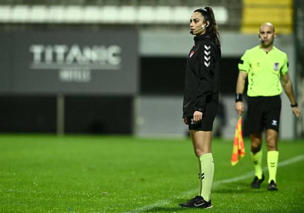 Belek: Atraktivna sutkinja na prijateljskoj utakmici KKS Lech -GNK Dinamo