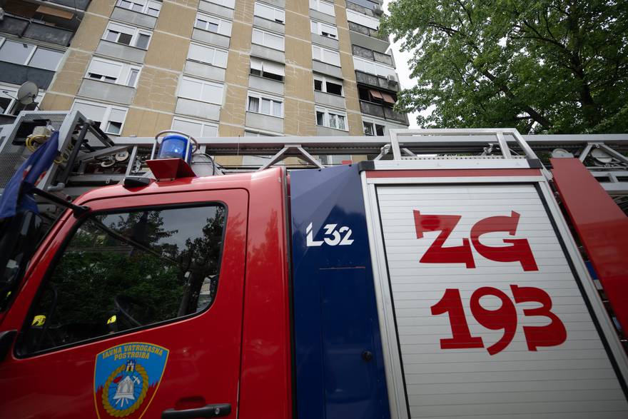 Intervencija vatrogasaca zbog požara u stambenoj zgradi