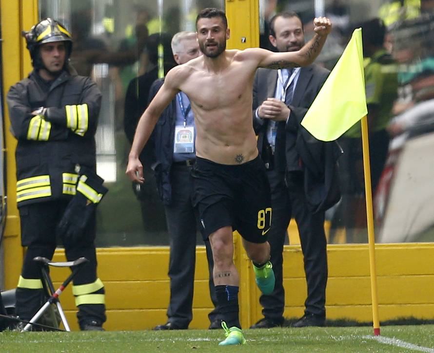 Football Soccer - Inter Milan v AC Milan - Italian Serie A