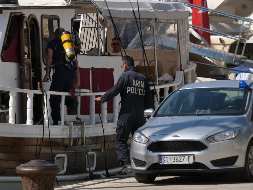 Hvar: Dječak se još oporavlja od trovanja plinom na jedrenjaku