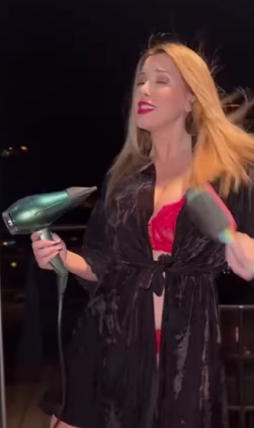 VIDEO Pogledajte kako je Nives Celzijus dočekala 2024. godinu