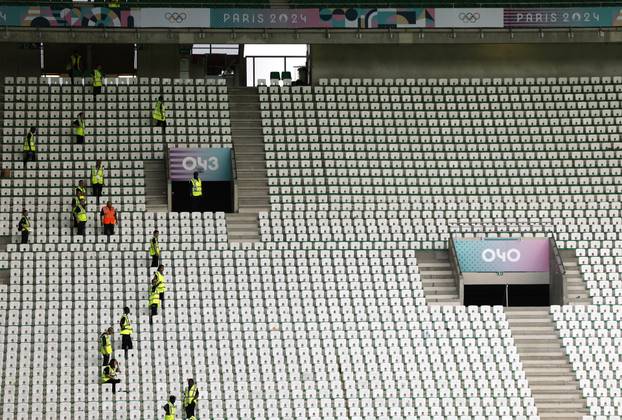 Football - Men's Group B - Argentina vs Morocco