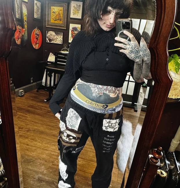 FOTO Djevojka riskirala sljepoću zbog tetovaže očnih jabučica: Izgledam kao riba, ali ne žalim