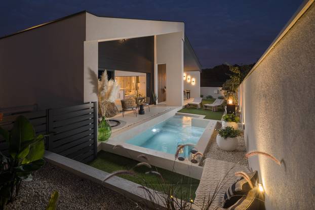 FOTO Romantična kuća za dvoje u Istri: Zavirite u oazu luksuza čije uređenje oduzima dah