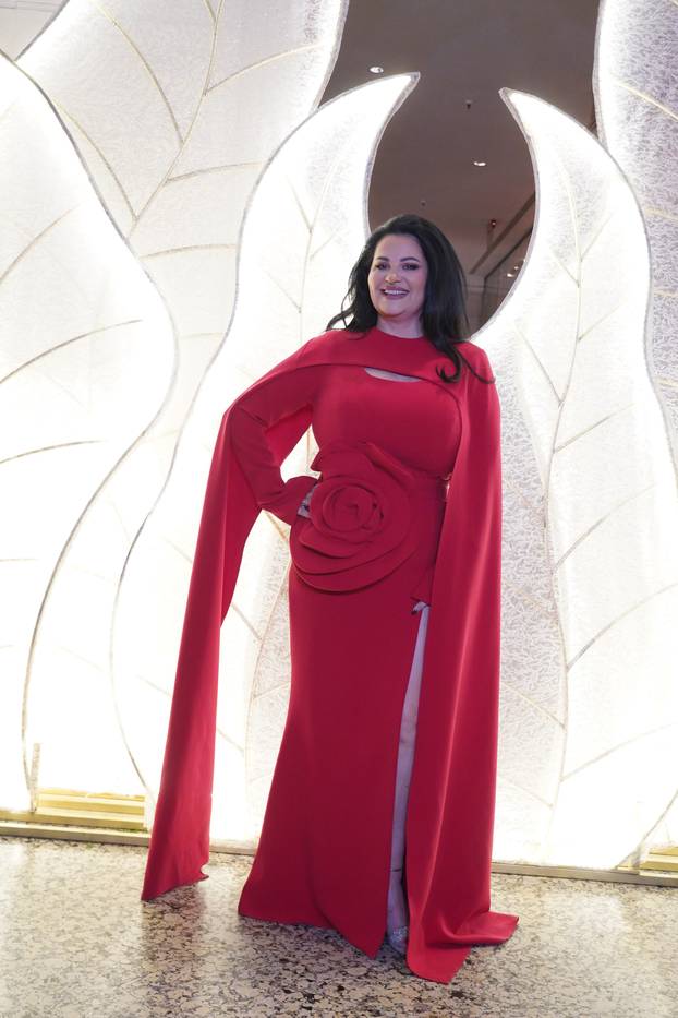 Beograd: Aleksandra Prijović s majkom došla na proslavu rođendana Cristine Juliane Todorović