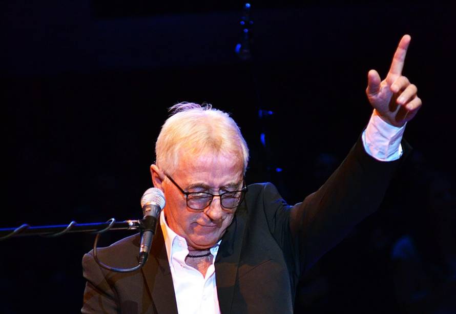 'Oliver je bio na turneji kad su mu rekli: Rodili su se blizanci!’