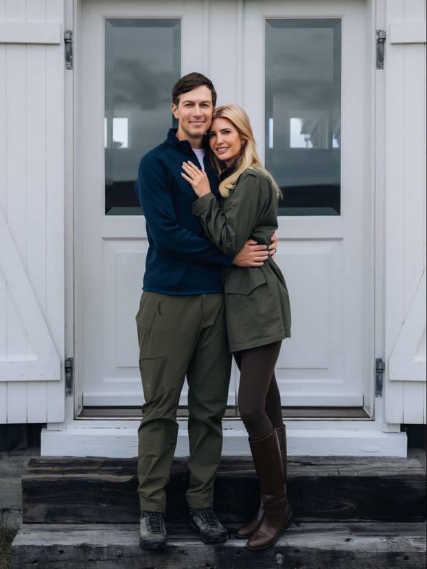 FOTO Ivanka Trump pozirala u bikiniju, svi je zasuli kritikama