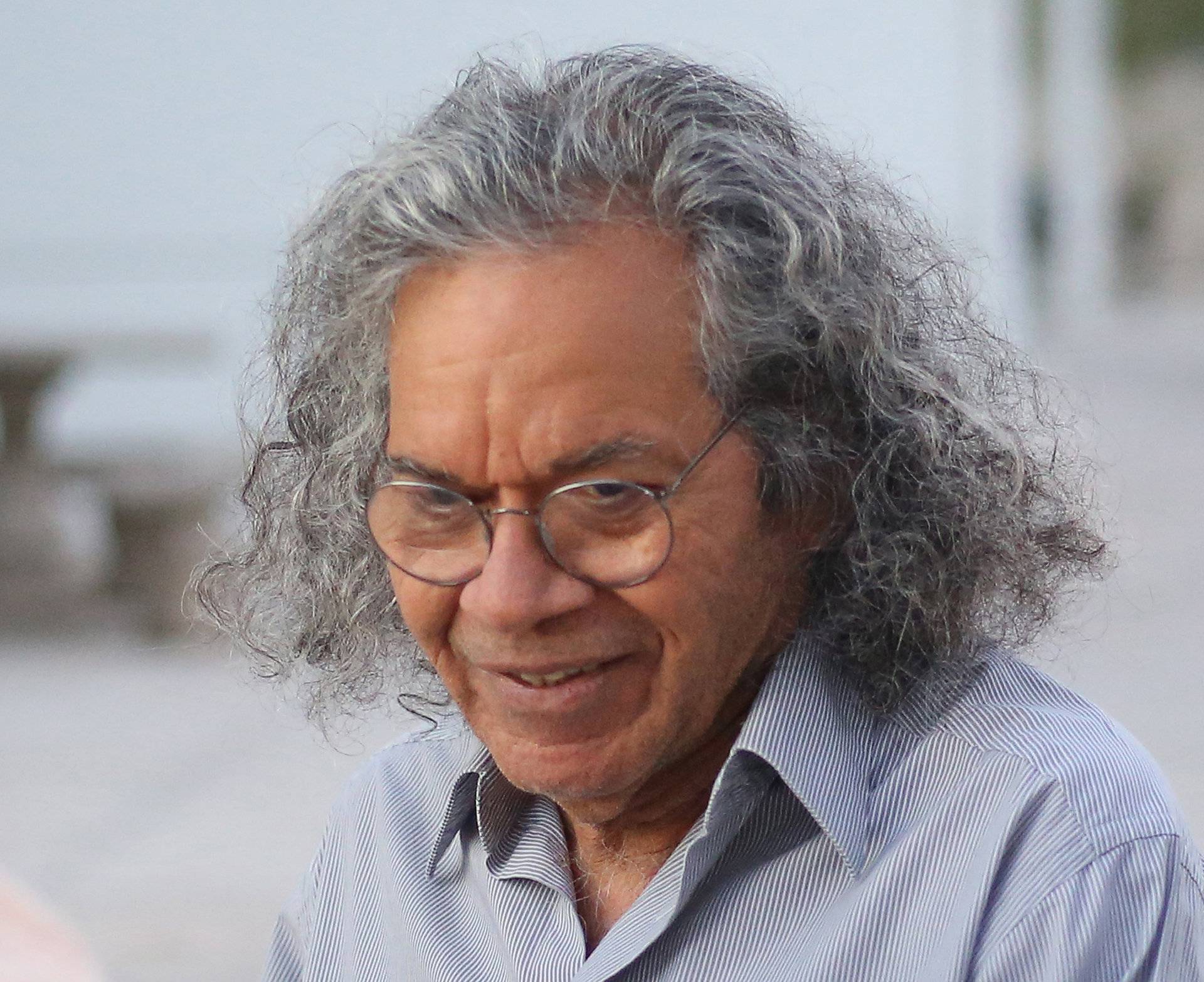 The billionaire founder of Insys Therapeutics Inc. John Kapoor, exits the federal court house after a bail hearing in Phoenix