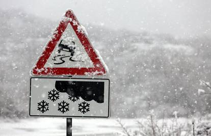 Meteoalarm izdao upozorenje za snijeg, kišu i olujni vjetar