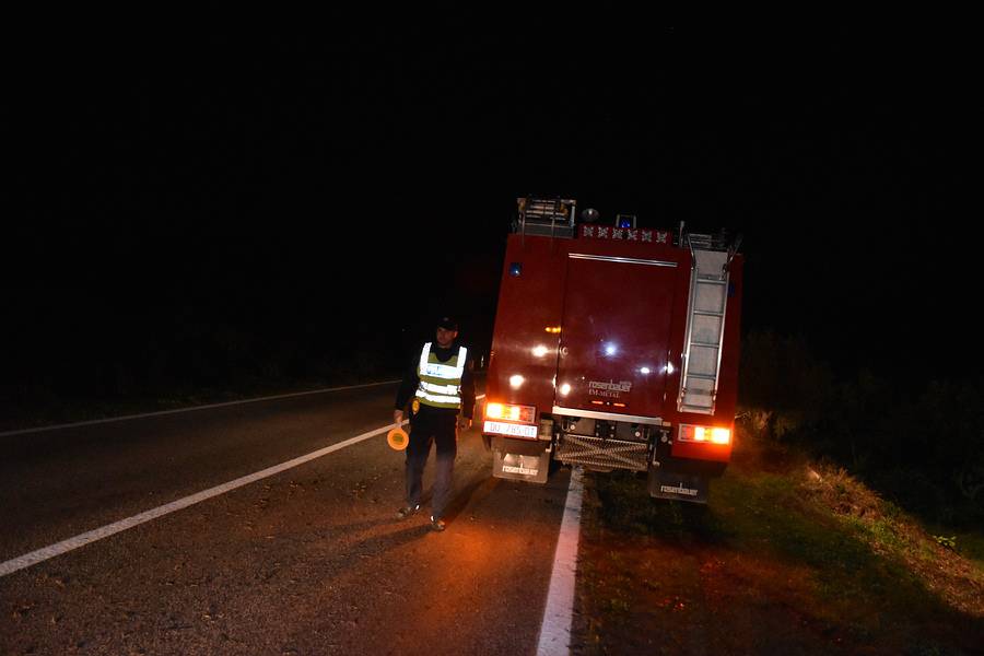 FOTO Teška nesreća kod Ploča: Golfom izletio s ceste, vozača u teškom stanju prebacili u Split