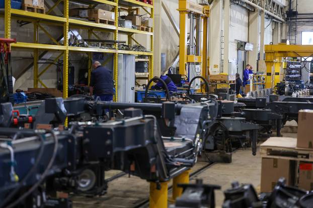 Zagreb: Oleg Butković sa suradnicima obišao je proizvodni pogon Končara 