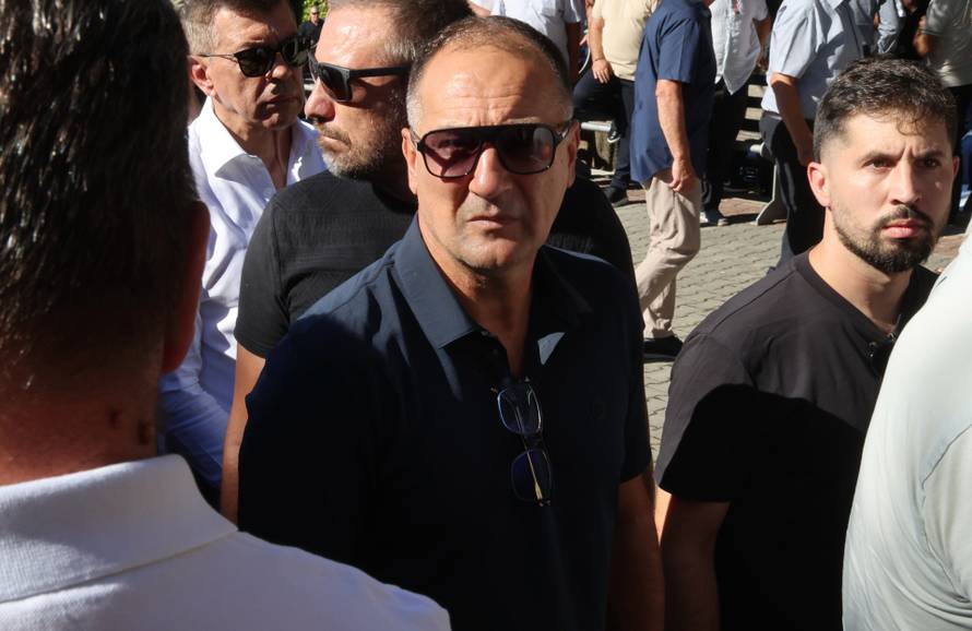 Zmijavci: Posljednji ispraćaj Ivana Gudelja