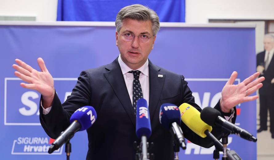 Kako Andrej Plenković uživa u kaosu i glumi faktor stabilnosti
