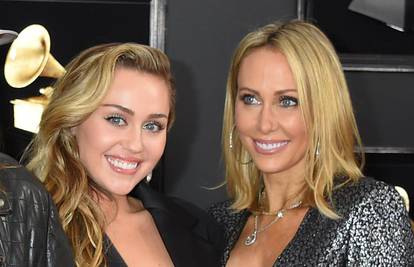 Majka Miley Cyrus nakon 29 godina braka razvodi se od poznatog country glazbenika