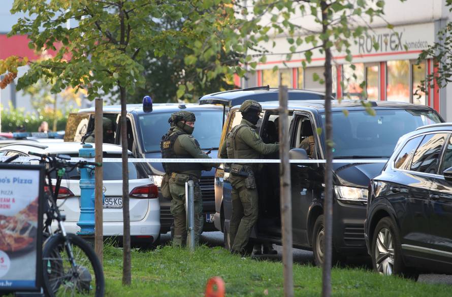 Pucnjava u zagrebačkom Središću, policija traga za napadačem