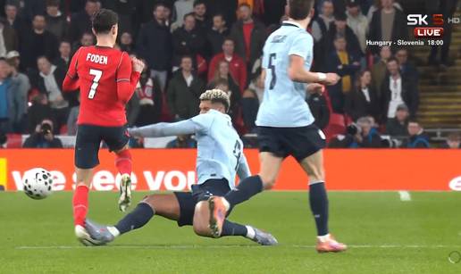 VIDEO Araujo mesarski u&scaron;ao u Fodena pa pro&scaron;ao bez kazne, Urugvaj je zaustavio Englesku