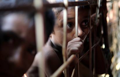 Francuska traži politička prava za mijanmarske Rohingyje