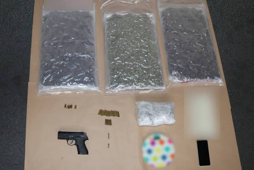 Diler iz Dubrave 'pao' s 3,5 kg droge: Našli mu pištolj i novac