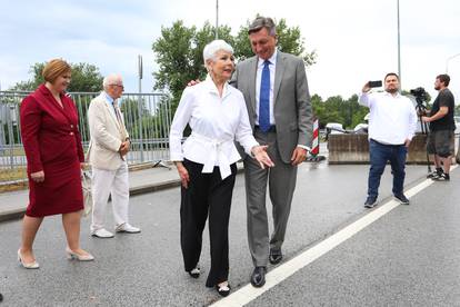 Kosor i Pahor na obilježavanju obljentice ulaska Hrvatske u EU