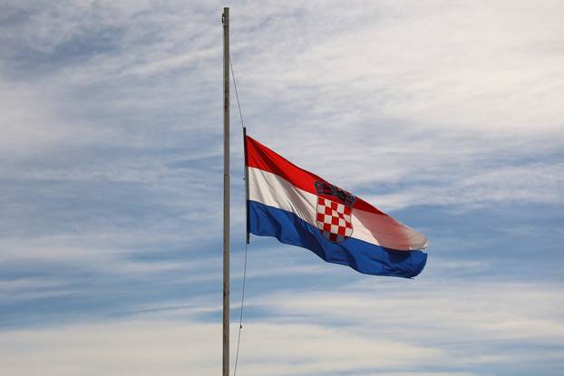 Kaštela se opraštaju od planinara poginulih u lavini u Alpama