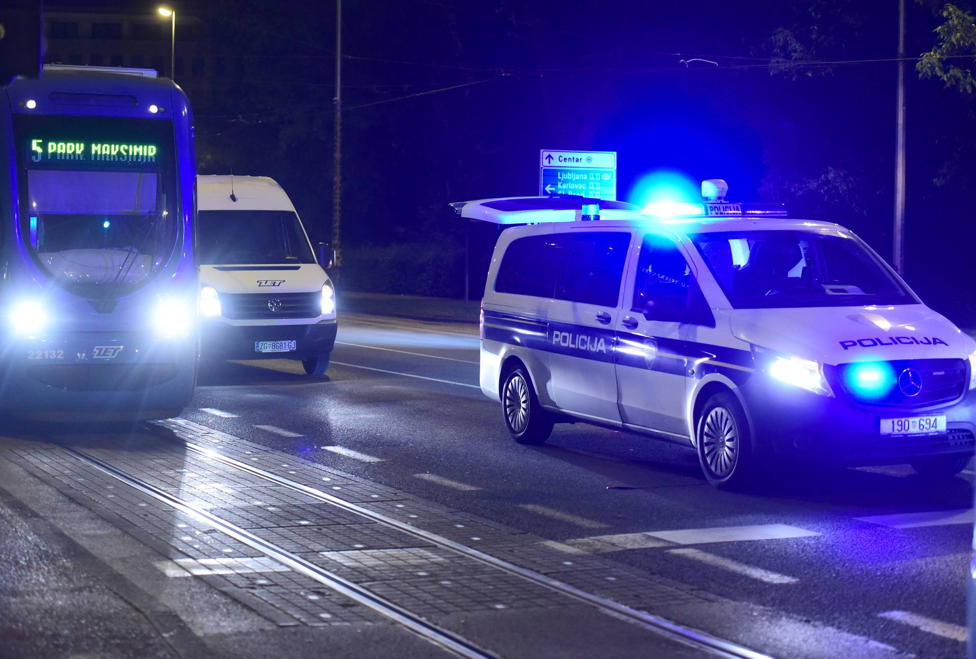 Zagreb: Obustavljen promet u Maksimirskoj zbog sudara tramvaja i automobila