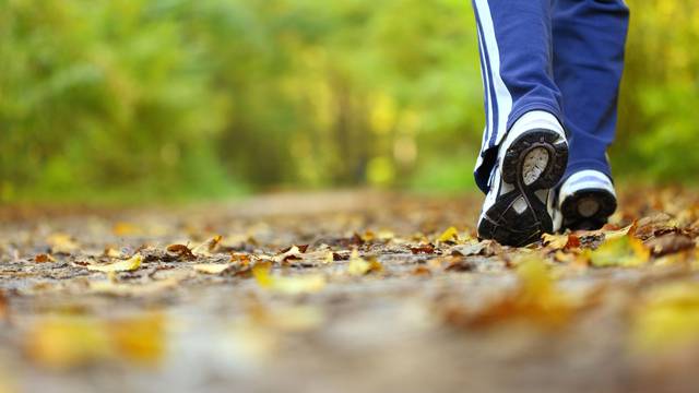 Pola sata hodanja na dan čuva žene od rizika zatajenja srca