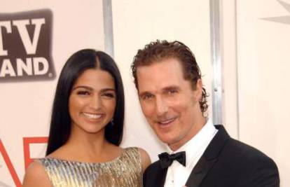 Matthew McConaughey oženio Camillu Alves na svom imanju